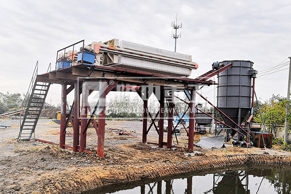 隆中重工污泥壓濾機設(shè)備三大性能讓用戶們目瞪口呆！