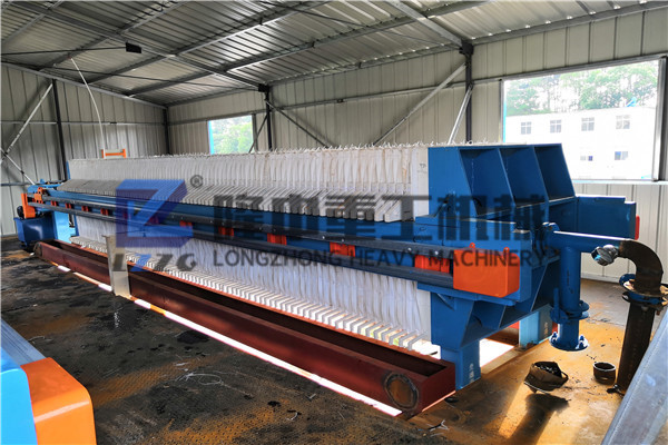 機(jī)制砂尾礦污泥壓濾機(jī)和輪斗式洗砂機(jī)河南南陽(yáng)順利投產(chǎn) 機(jī)制砂尾礦污泥壓濾機(jī)和輪斗式洗砂機(jī)河南南陽(yáng)順利投產(chǎn)