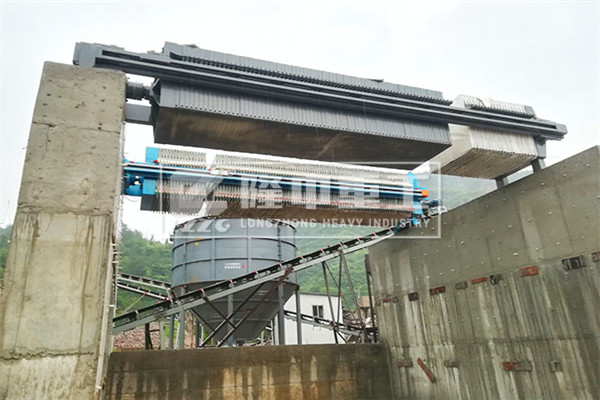 零排放+洗沙廢水回收，廂式污泥壓濾機(jī)有門道