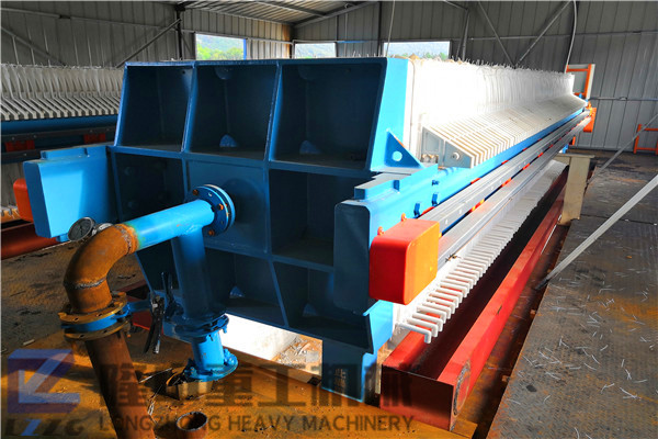 生產(chǎn)板框壓濾機(jī)廠家的自我反省！